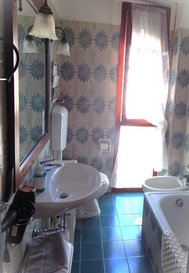 B&B L'Orchidea Pisa Bagian luar foto